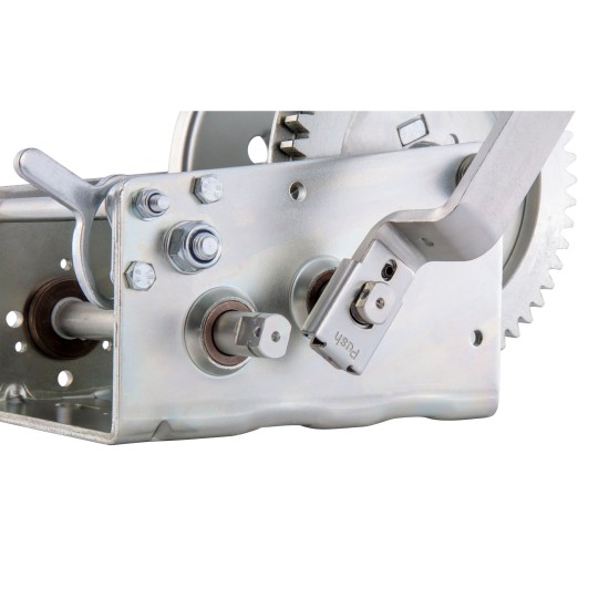 CURT 2-speed boat winch with zinc plating and comfort handle CURT 2-speed winch featuring cold-forged steel and ergonomic handle for boats