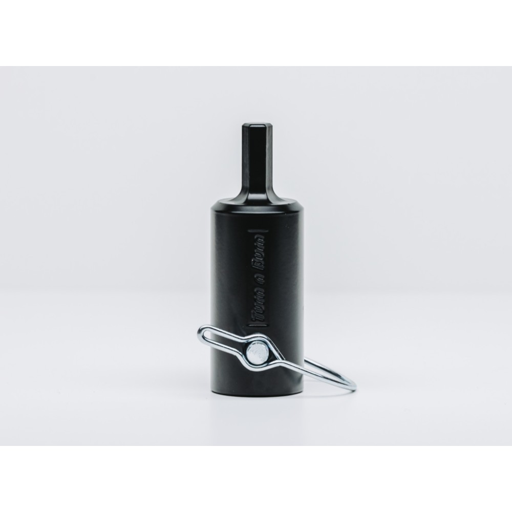 TurnNBurn side-wind drill-powered landing gear adapter kit with quick-release locking pin for semi-trailer landing gear