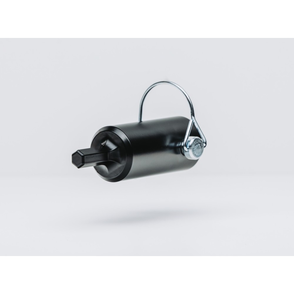 TurnNBurn side-wind drill-powered landing gear adapter kit with quick-release locking pin for semi-trailer landing gear