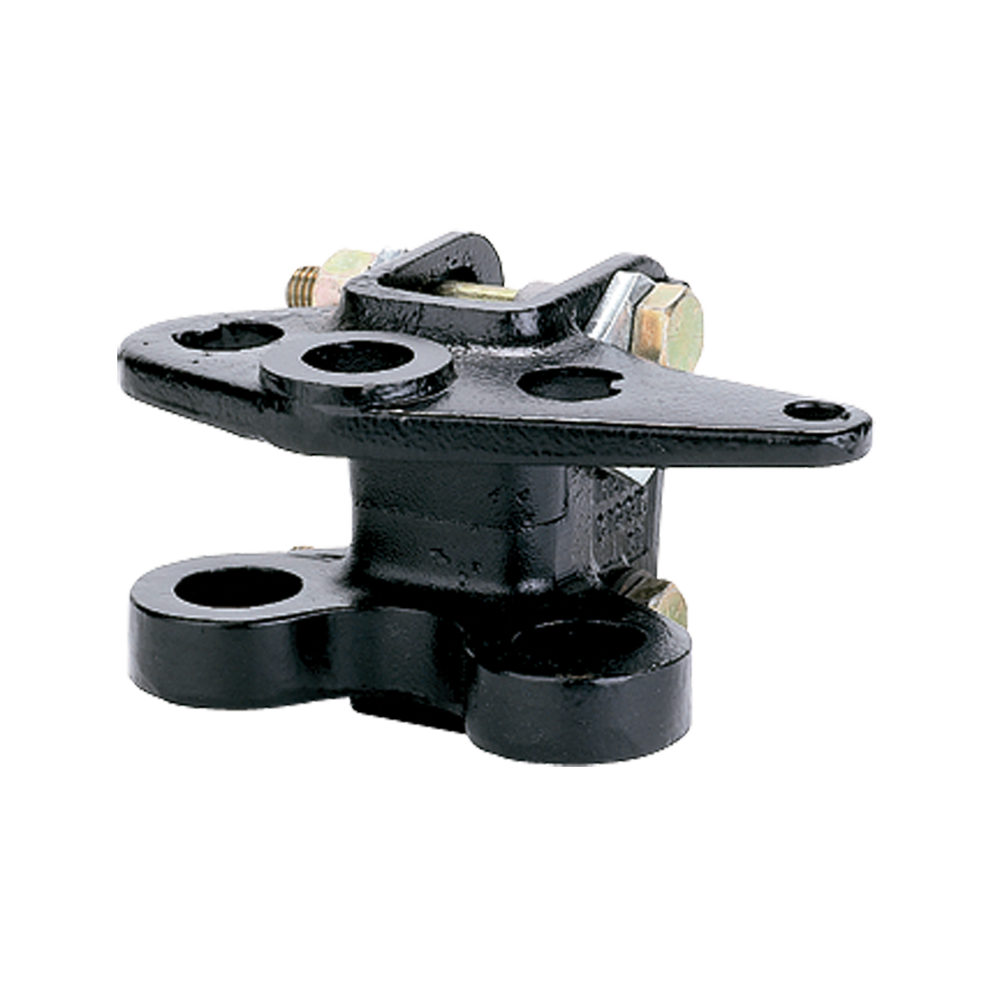Hitch with easy-to-use adjusting blocks and integrated cam