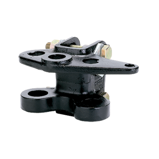 Hitch with easy-to-use adjusting blocks and integrated cam