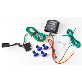 REESE Towpower Tail Light Converter with 4-Flat Connector REESE Towpower tail light converter, universal fit, with 4-Flat connector and dust cover