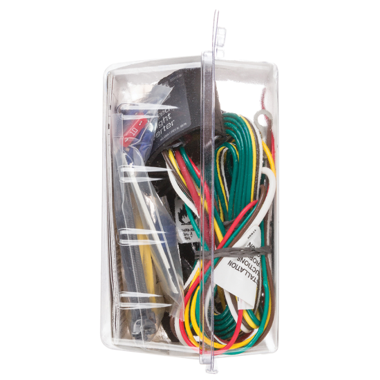 REESE Towpower converter with integrated short circuit protection REESE Towpower converter with 4-Flat connector and dust cover