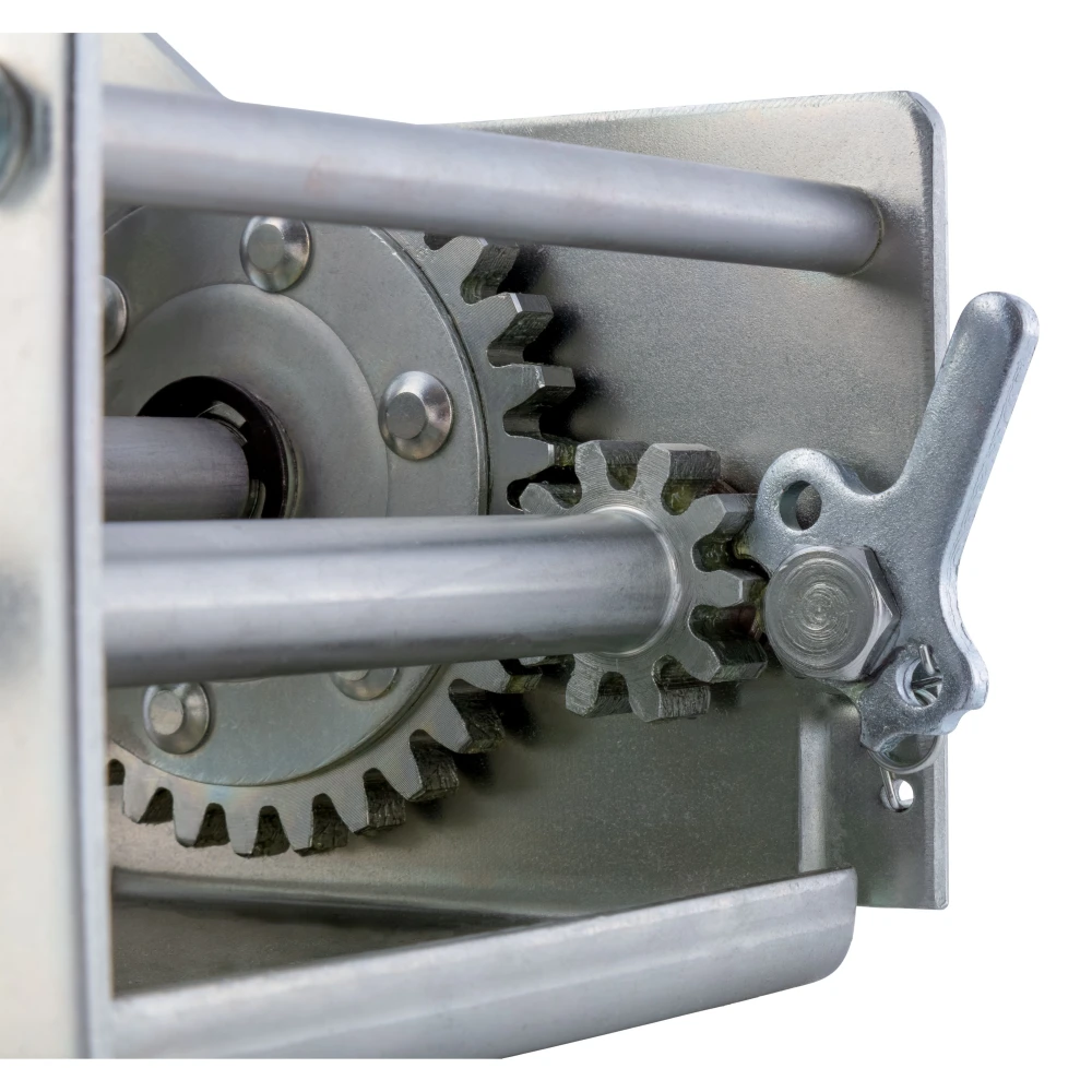 CURT 2-speed winch with cold-forged steel construction for boats, rated for 3,800 lbs, universal mounting.