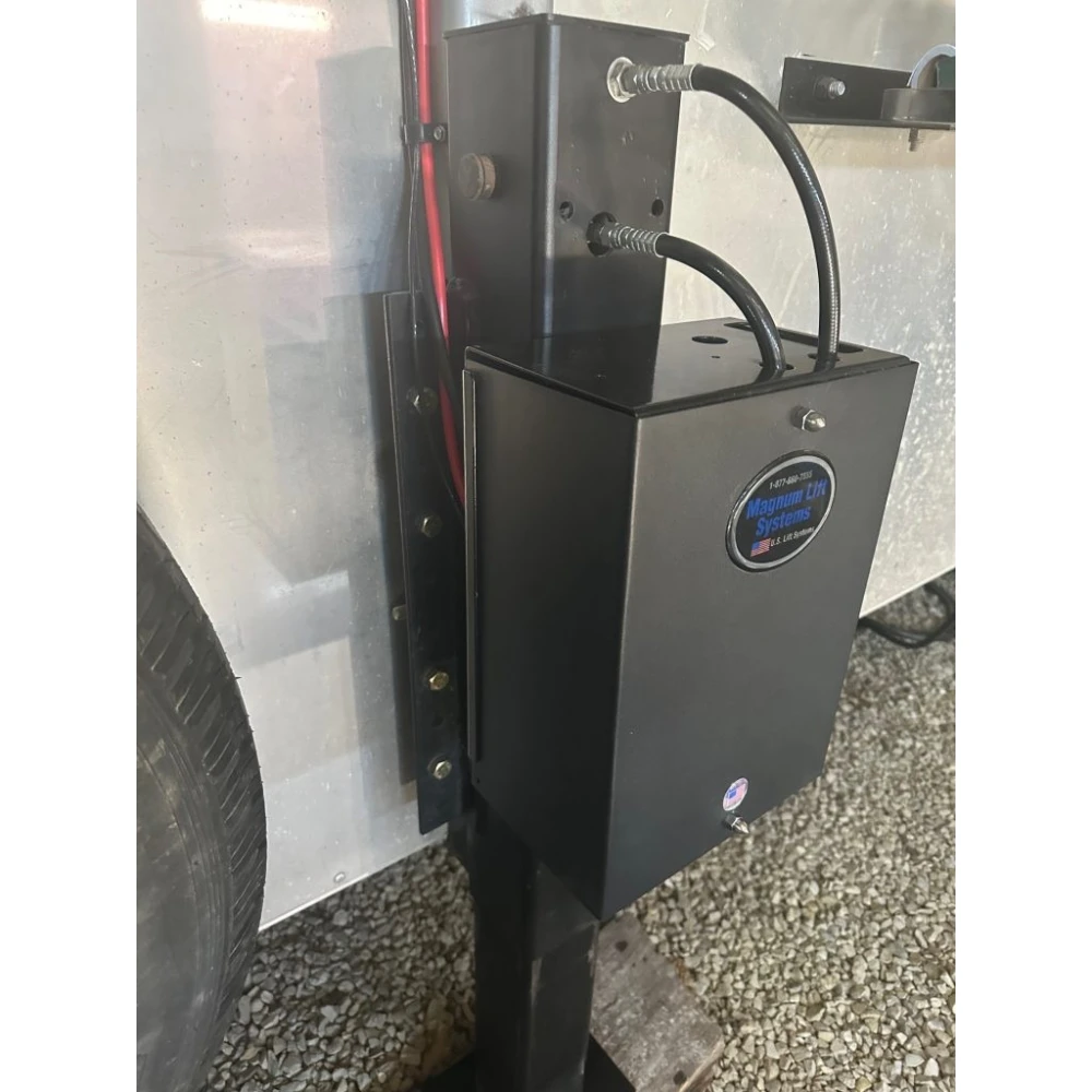 Magnum Lift Systems dual-leg hydraulic landing gear with single pump, 24,000 lb capacity trailer lift