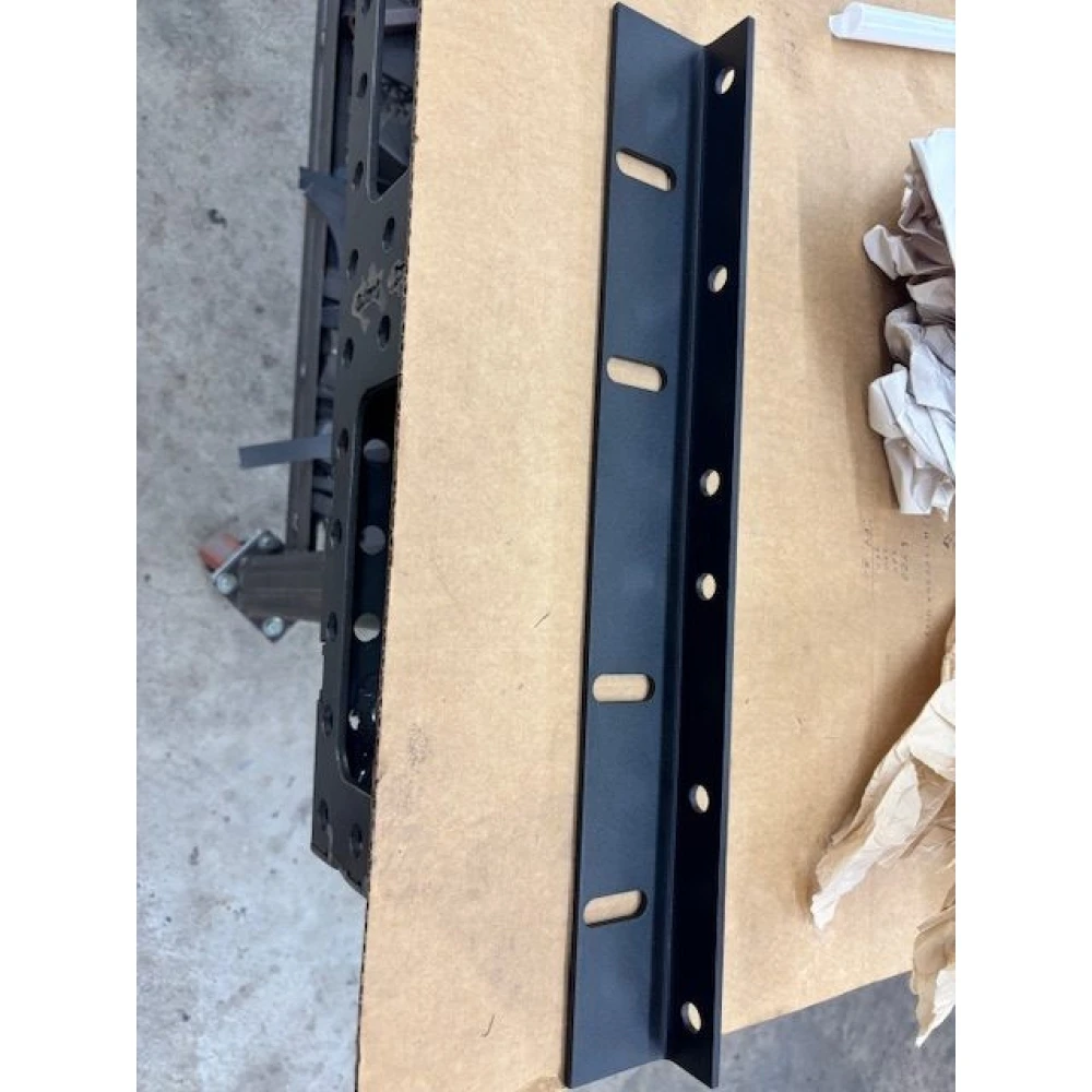 Magnum Lift Systems dual-leg hydraulic landing gear with single pump, 24,000 lb capacity trailer lift