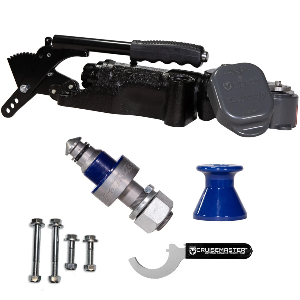 Cruisemaster DO45 Plus 4.5T articulating off-road trailer hitch coupler with handbrake CMDO45WHB