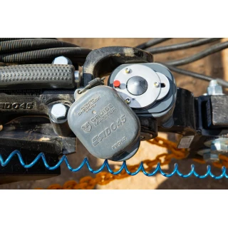 Cruisemaster DO45 Plus 4.5T articulating off-road trailer hitch coupler with handbrake CMDO45WHB
