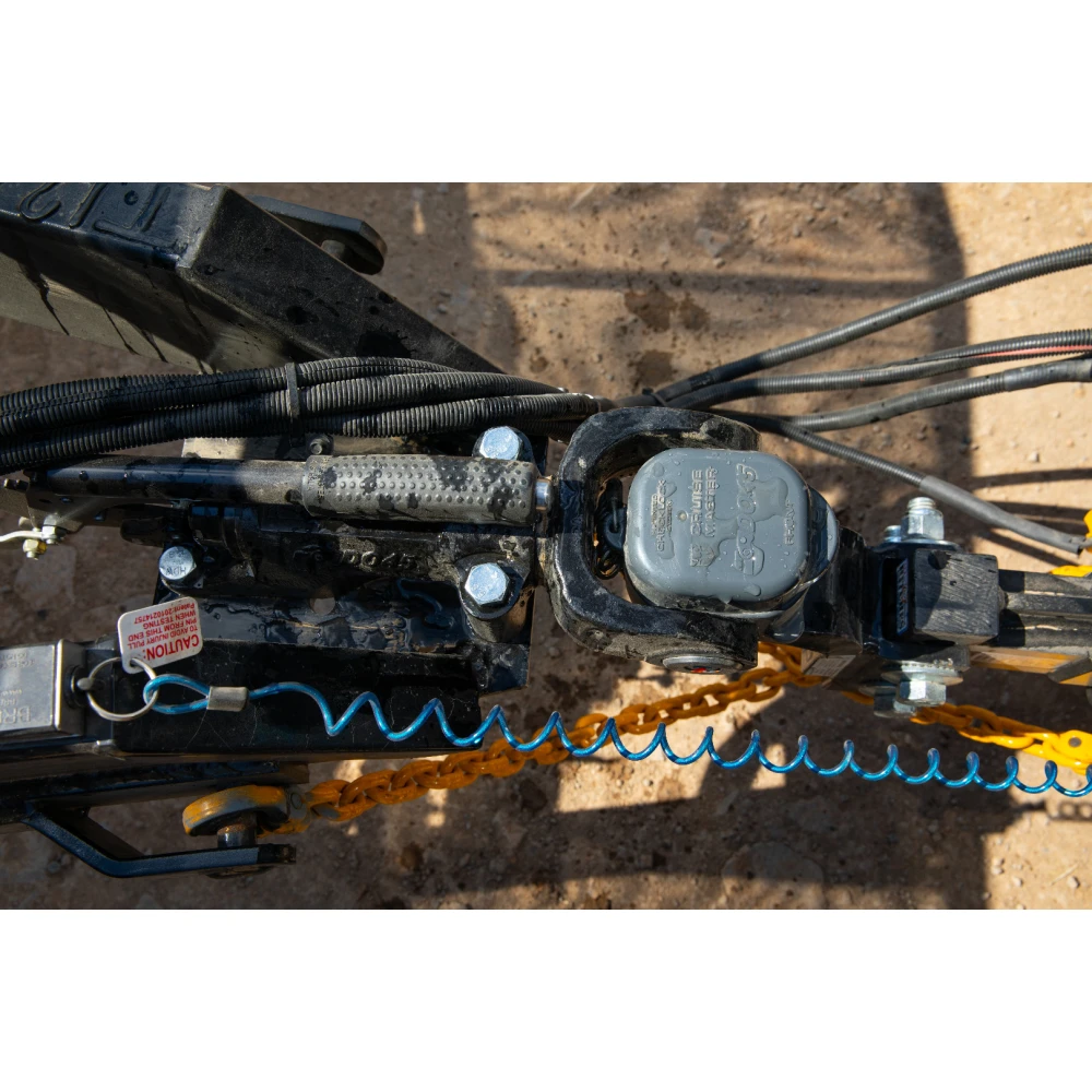 Cruisemaster DO45 Plus 4.5T articulating off-road trailer hitch coupler with handbrake CMDO45WHB
