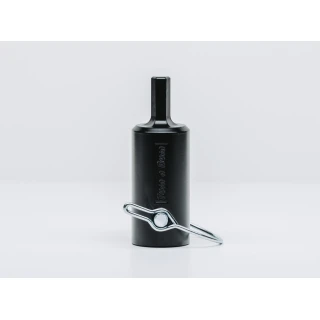 TurnNBurn side-wind drill-powered landing gear adapter kit with quick-release locking pin for semi-trailer landing gear