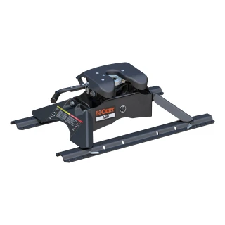 CURT A20 5th wheel hitch with patented cast yoke and black carbide finish
