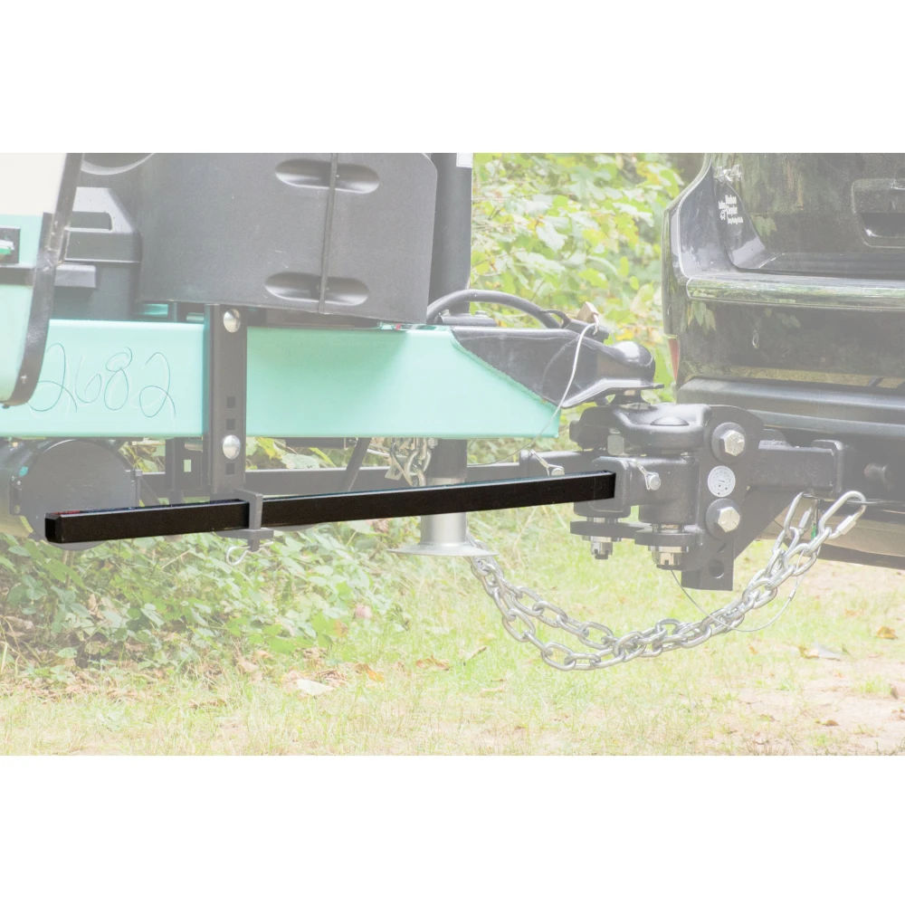 CURT TruTrack spring bar with integrated sway control and durable finish