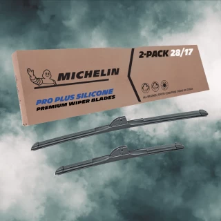 Fits 2017-2022 Nissan Rogue Sport Windshield Wiper Blades Replacement 2 Pack Michelin Pro Plus Silicone 28 & 17 inch Size
