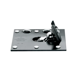 For 2014-2018 Chevrolet Silverado 1500 Fold Down Plate Underbed Gooseneck Hitch + 7-Way In-Bed Wiring (For w/o Factory Puck System, Does Not Fit MagneRide Magnetic Ride Suspension Models) By Draw-Tite
