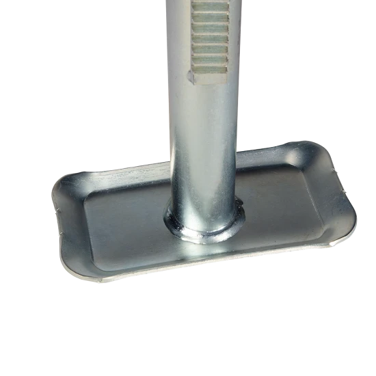 Trailer jack post with a 23.5-inch length, 18-inch rack, and disc footplate