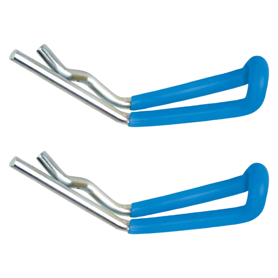 REESE Towpower Ergo clip with rubber grip for easy hitch attachment.