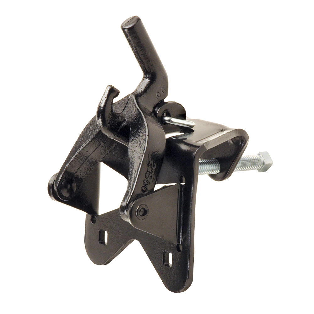 REESE weight distribution system featuring spring bars, safety pin, and adjustable chain links