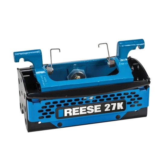 REESE M5 fifth wheel hitch with Talon Jaw and modular design for secure towing
