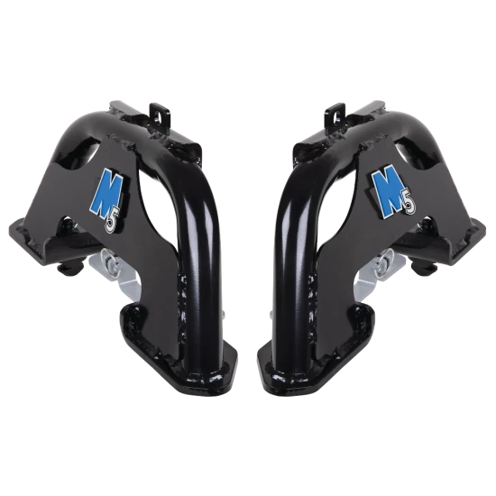 The REESE M5 Fifth Wheel Hitch showcasing Talon Jaw for secure towing and advanced shock absorption features