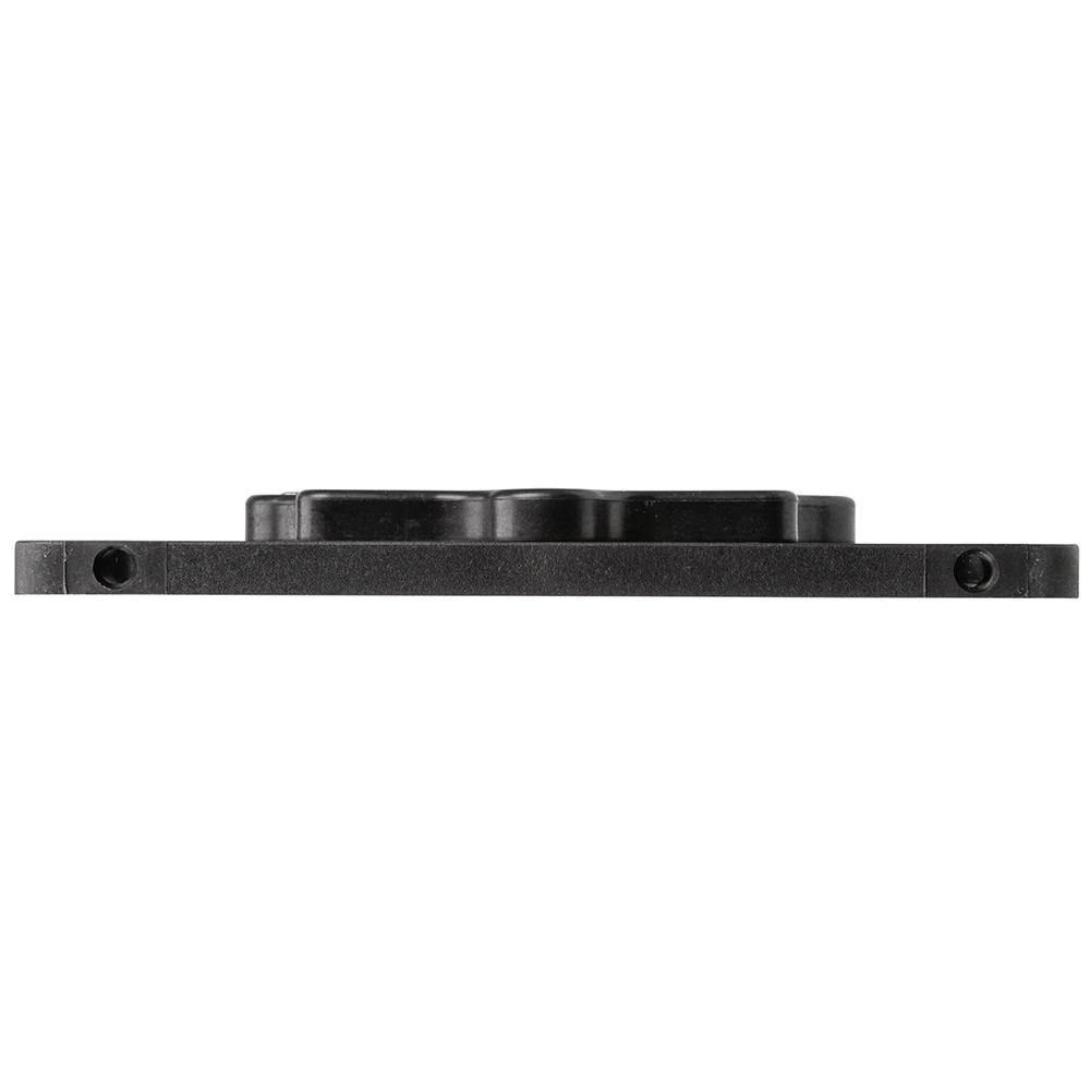 REESE Towpower farm jack foot plate providing stability with 7000 lbs. capacity