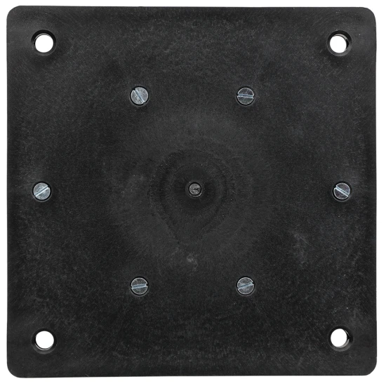 REESE Towpower farm jack foot plate providing stability with 7000 lbs. capacity