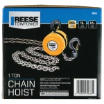 REESE Towpower chain hoist with 2000 lbs lifting capacity and swivel hooks