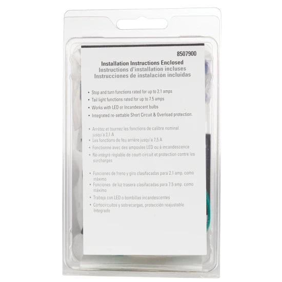 REESE Towpower Tail Light Converter with 4-Flat Connector REESE Towpower tail light converter, universal fit, with 4-Flat connector and dust cover