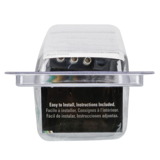 REESE Towpower 4-Flat trailer connector with built-in LED tester for towing trailers.
